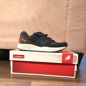 new balance 988 red